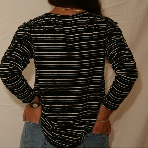 NEW WITH TAGS Soft American Eagle Striped Long Sleeve - Picture 2 of 4